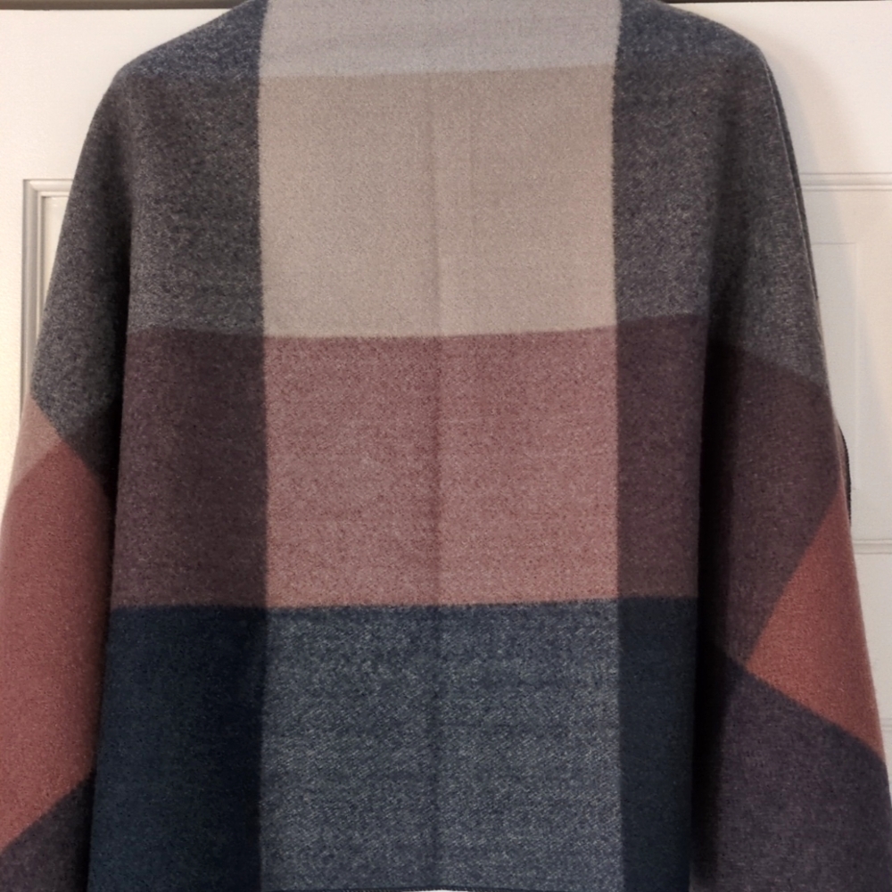 Classic scarf/Wrap - Picture 4 of 4